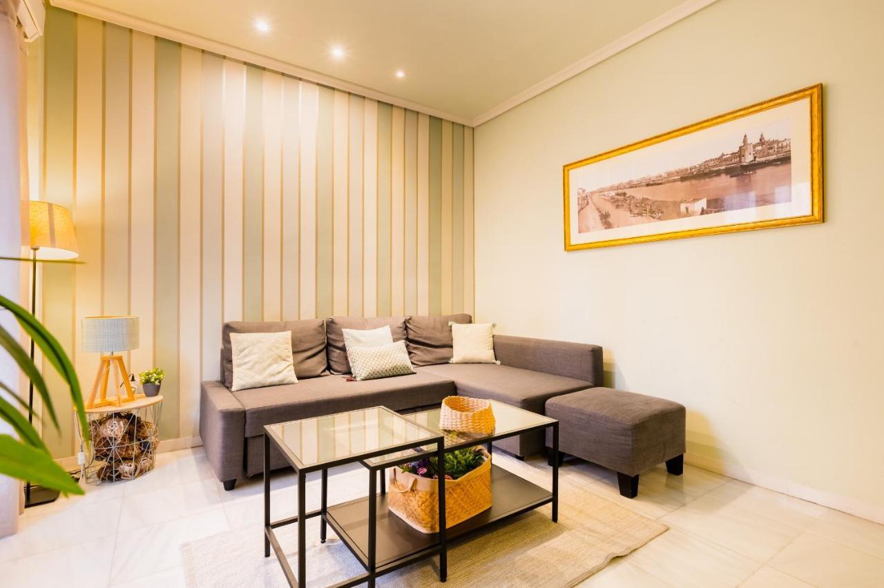 In Arenal. Free Wifi Well Located * Seville